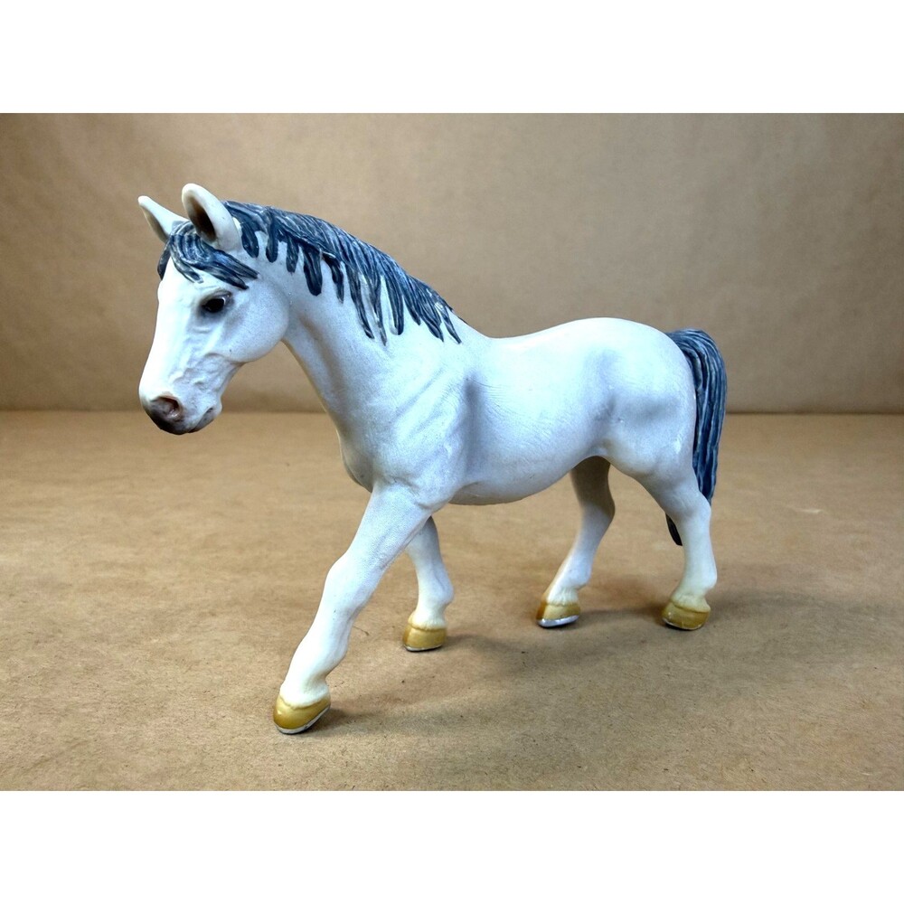 Schleich 13603 Retired Lipizzaner Mare | 2005 Variant | Am Limes 69 Address Mark